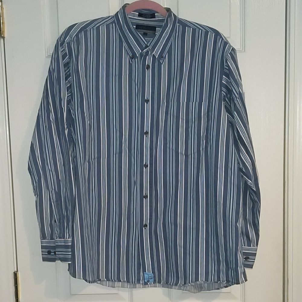 Chereskin blue white striped dress shirt Sz  L